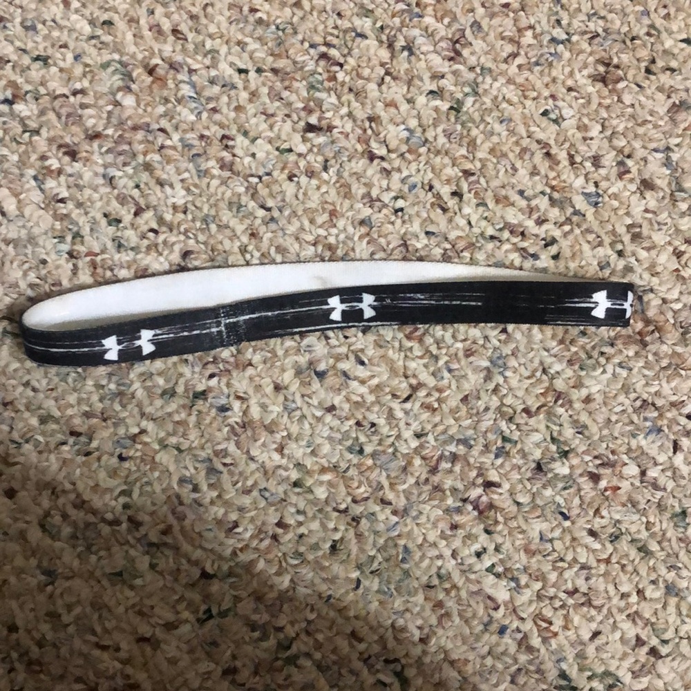 Under Armour headband